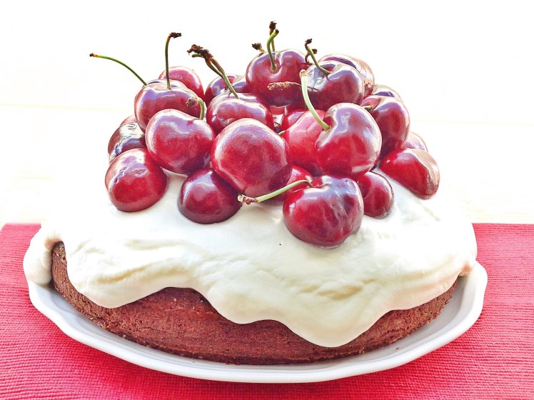 Tarta de cereza y chocolate blanco