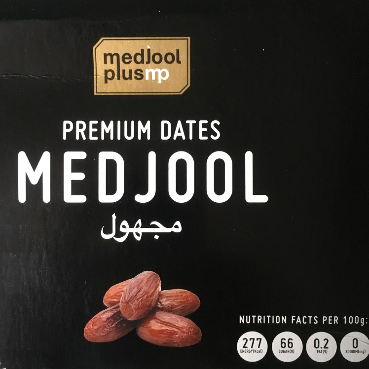 Bizcocho integral de plátano sin azúcar Dátiles